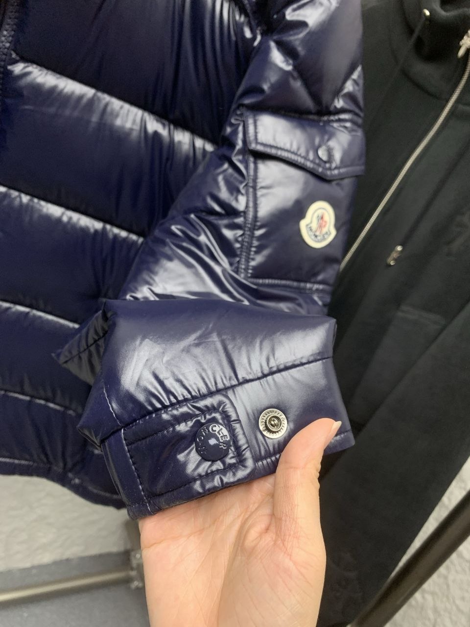M0ncl3r Maya Down Jacket — Black image 9