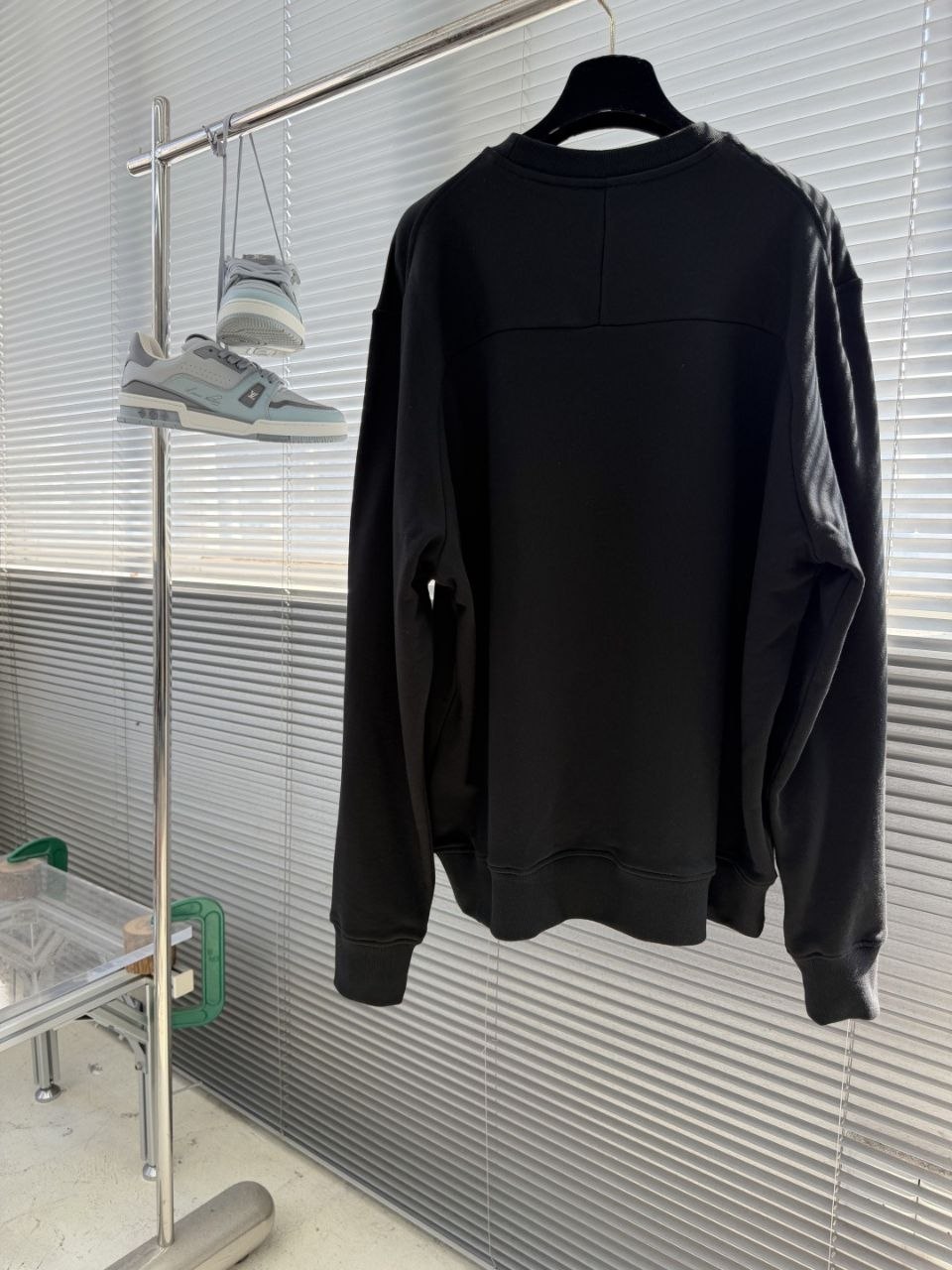 G1venchy 26FW Paris Logo Sweatshirt image 2
