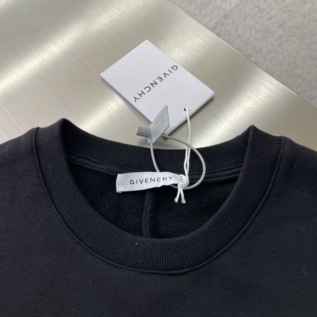 G1venchy 26FW Paris Logo Sweatshirt image 4