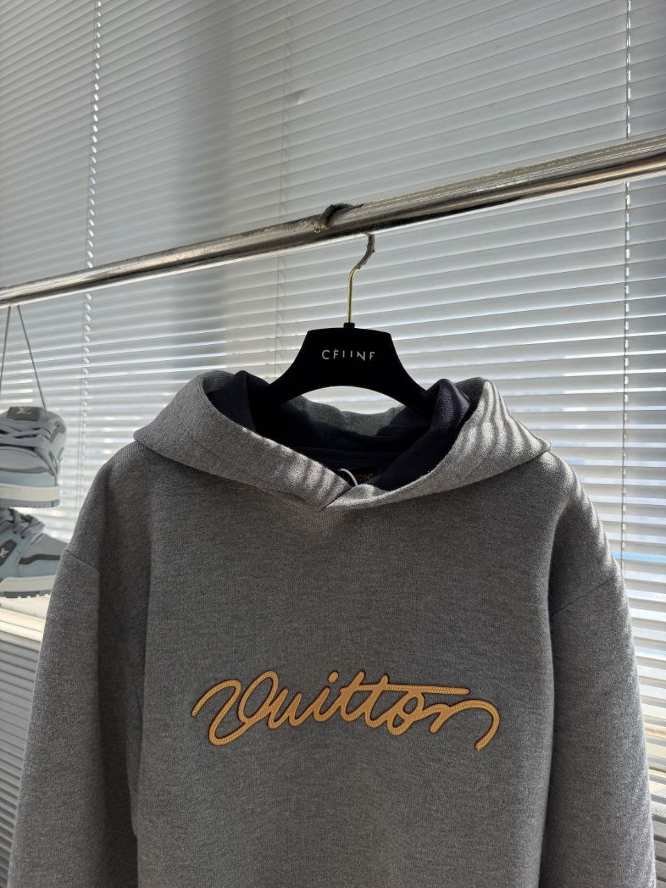 1V Trunk Knit Hoodie image 2