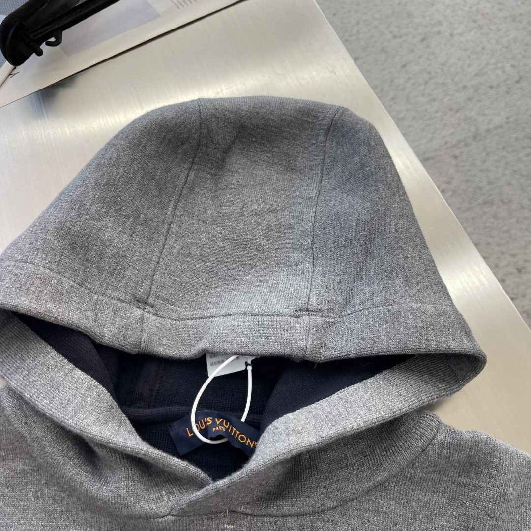 1V Trunk Knit Hoodie image 4