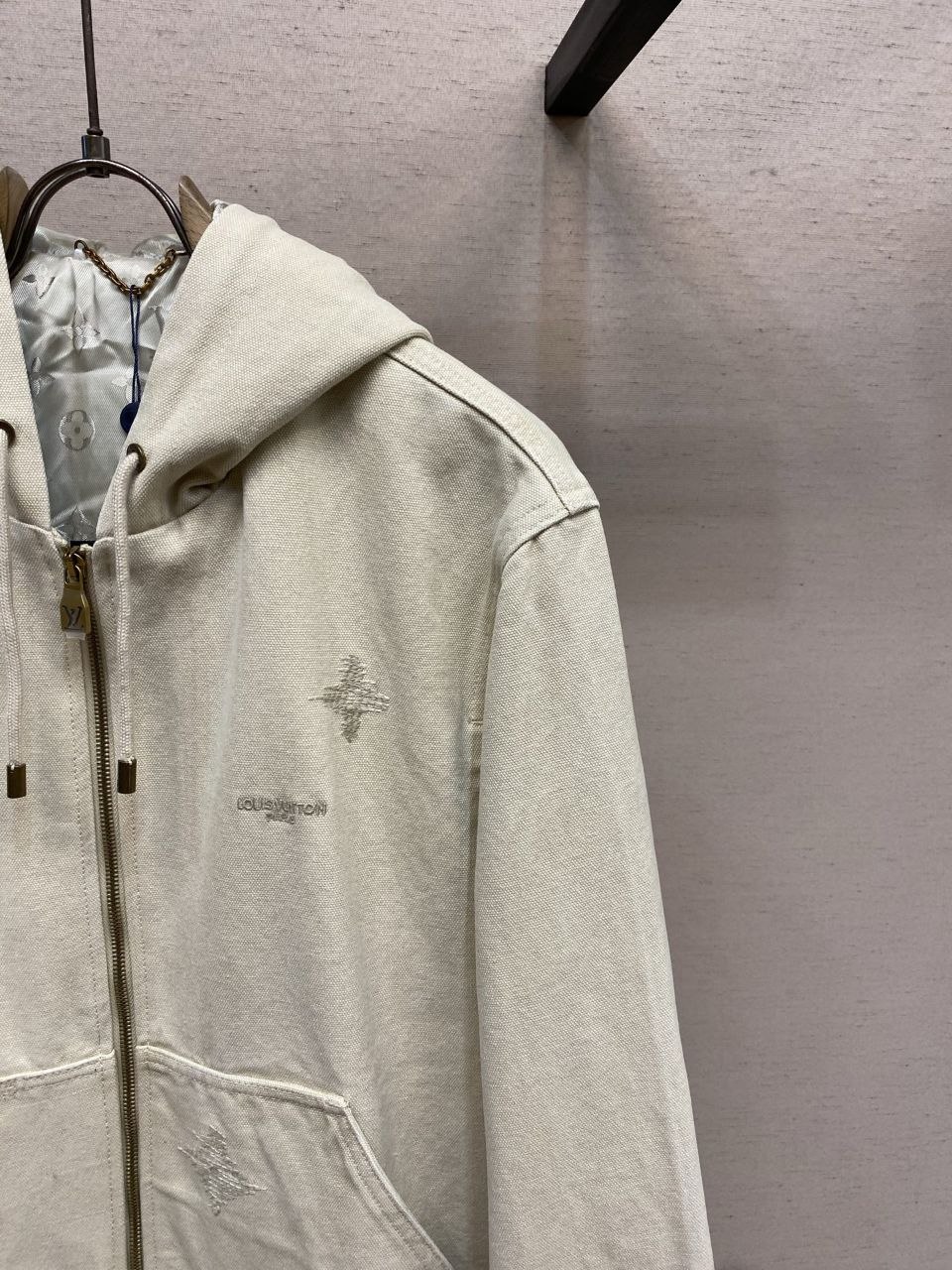 1V 26FW Embroidered Hooded Denim Jacket image 4