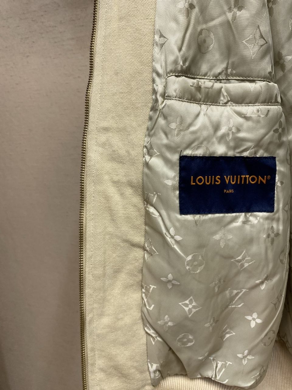 1V 26FW Embroidered Hooded Denim Jacket image 9