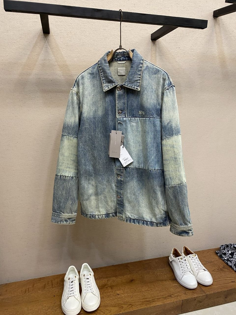 D1or 26FW Distressed Denim Jacket