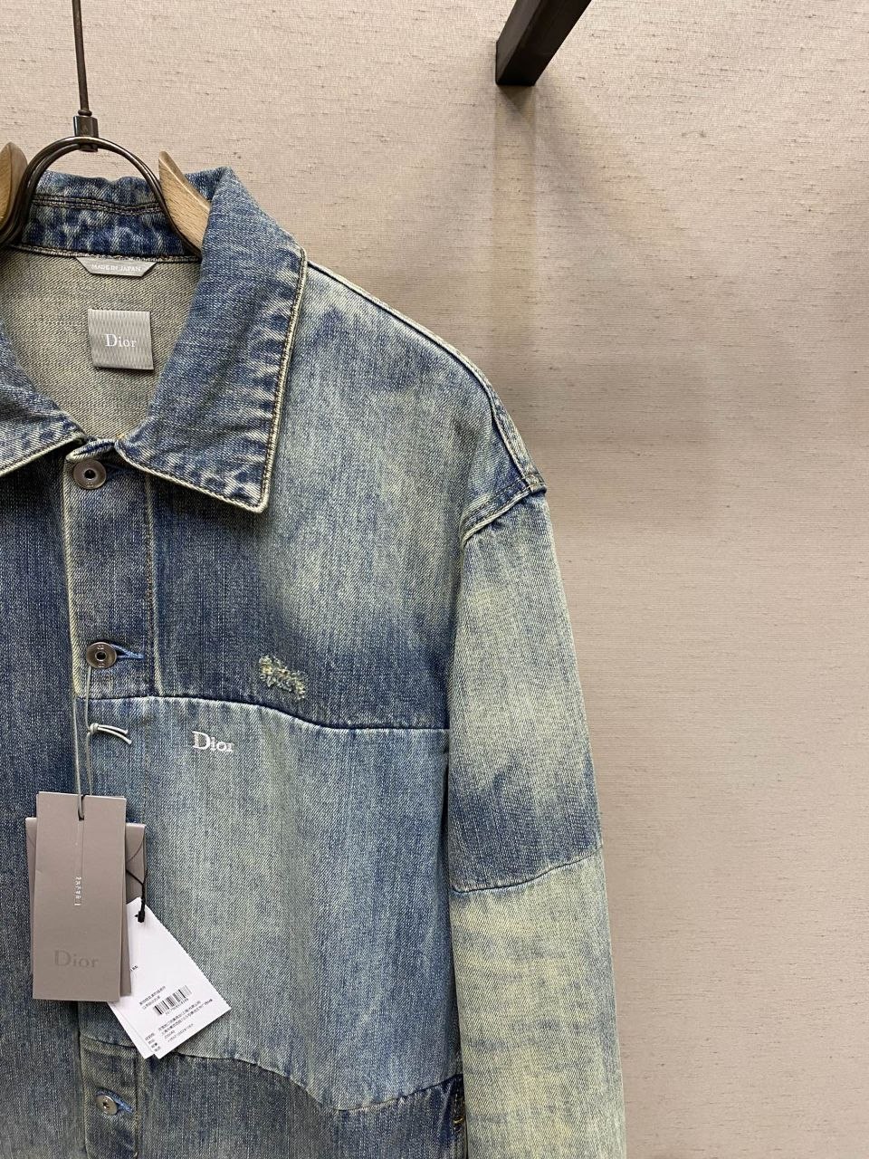 D1or 26FW Distressed Denim Jacket image 7