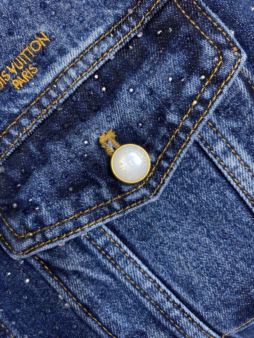 1V Embroidered Pearl-Button Denim Jacket