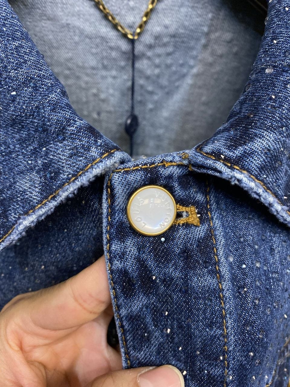 1V Embroidered Pearl-Button Denim Jacket image 2