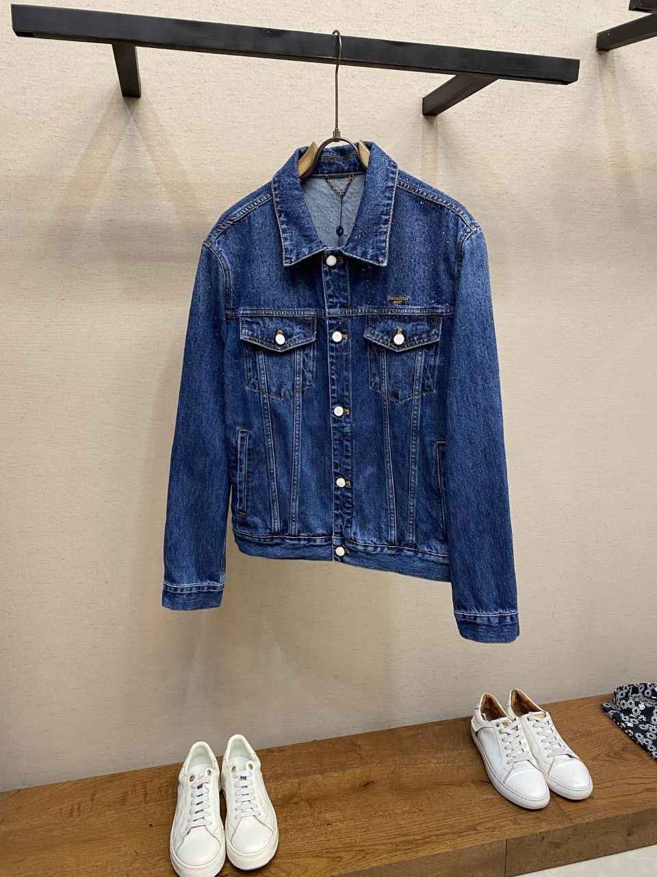 1V Embroidered Pearl-Button Denim Jacket image 6