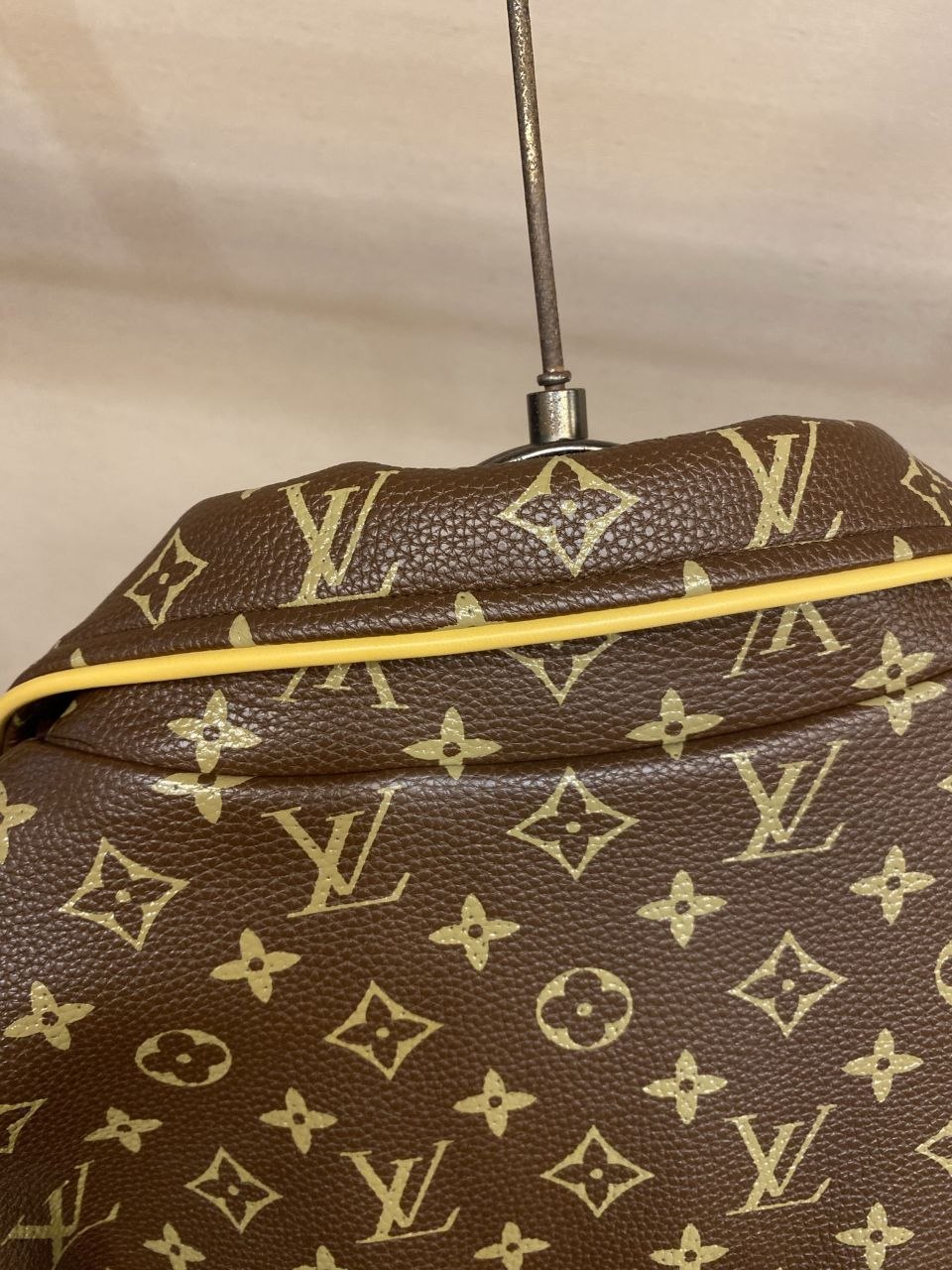 1V Monogram Leather Baseball Jacket image 2