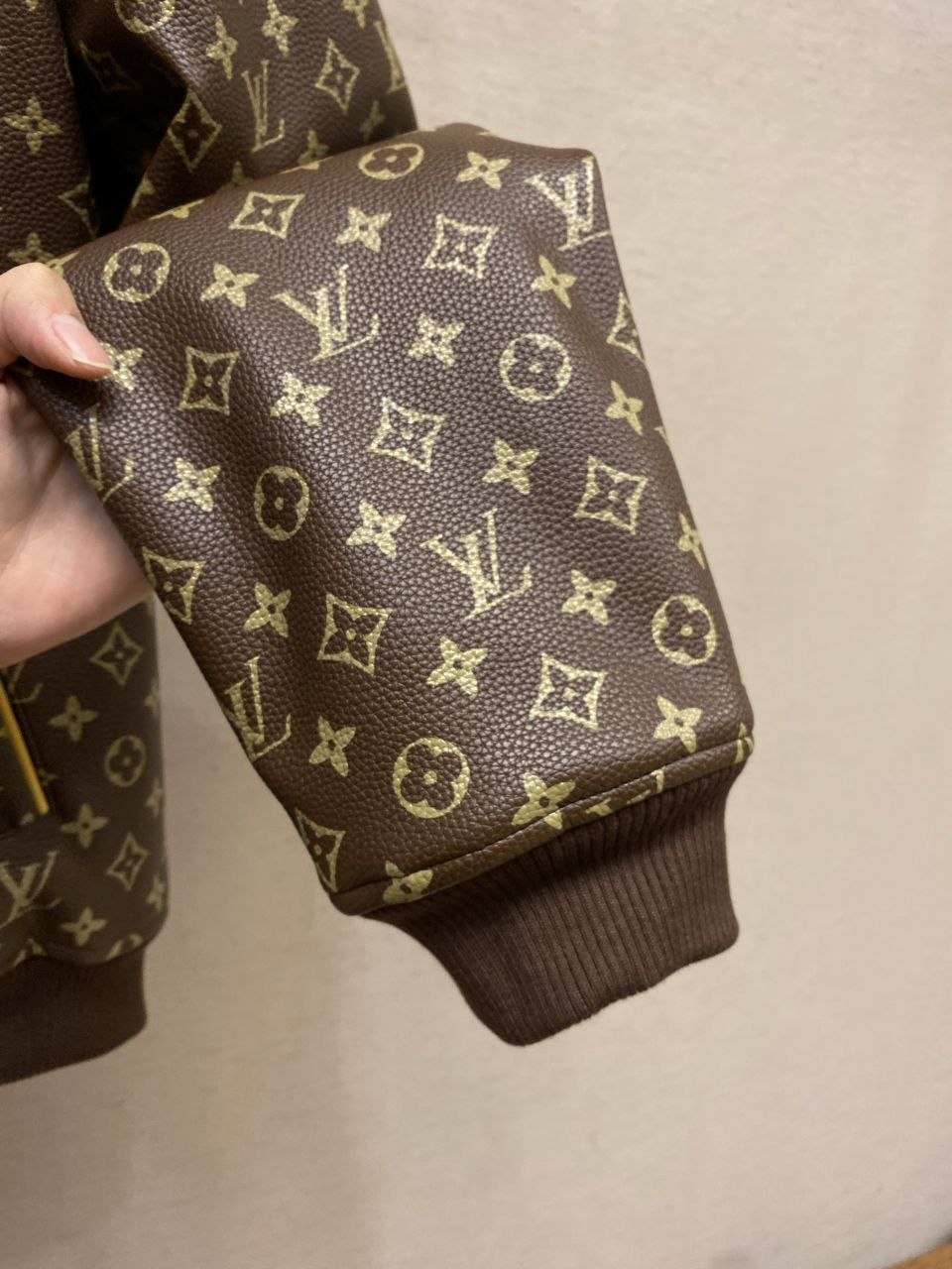 1V Monogram Leather Baseball Jacket image 4