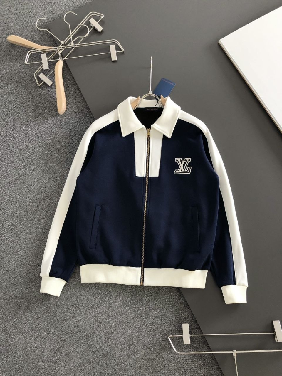 1V 26SS Jacket + Trousers Set image 3