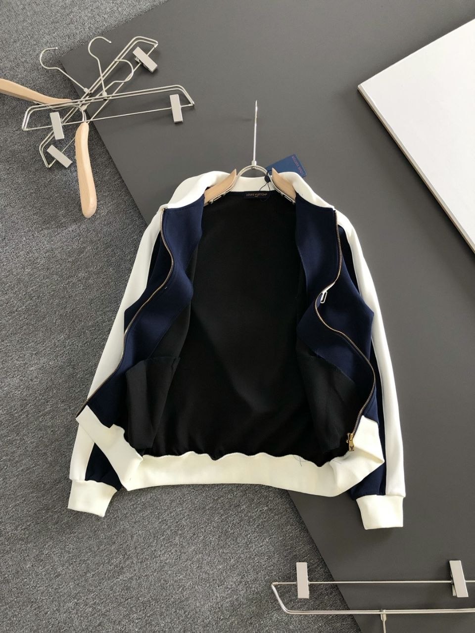 1V 26SS Jacket + Trousers Set image 8