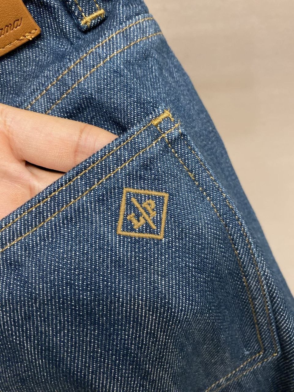 L0r0 P1ana Jeans — Navy image 7