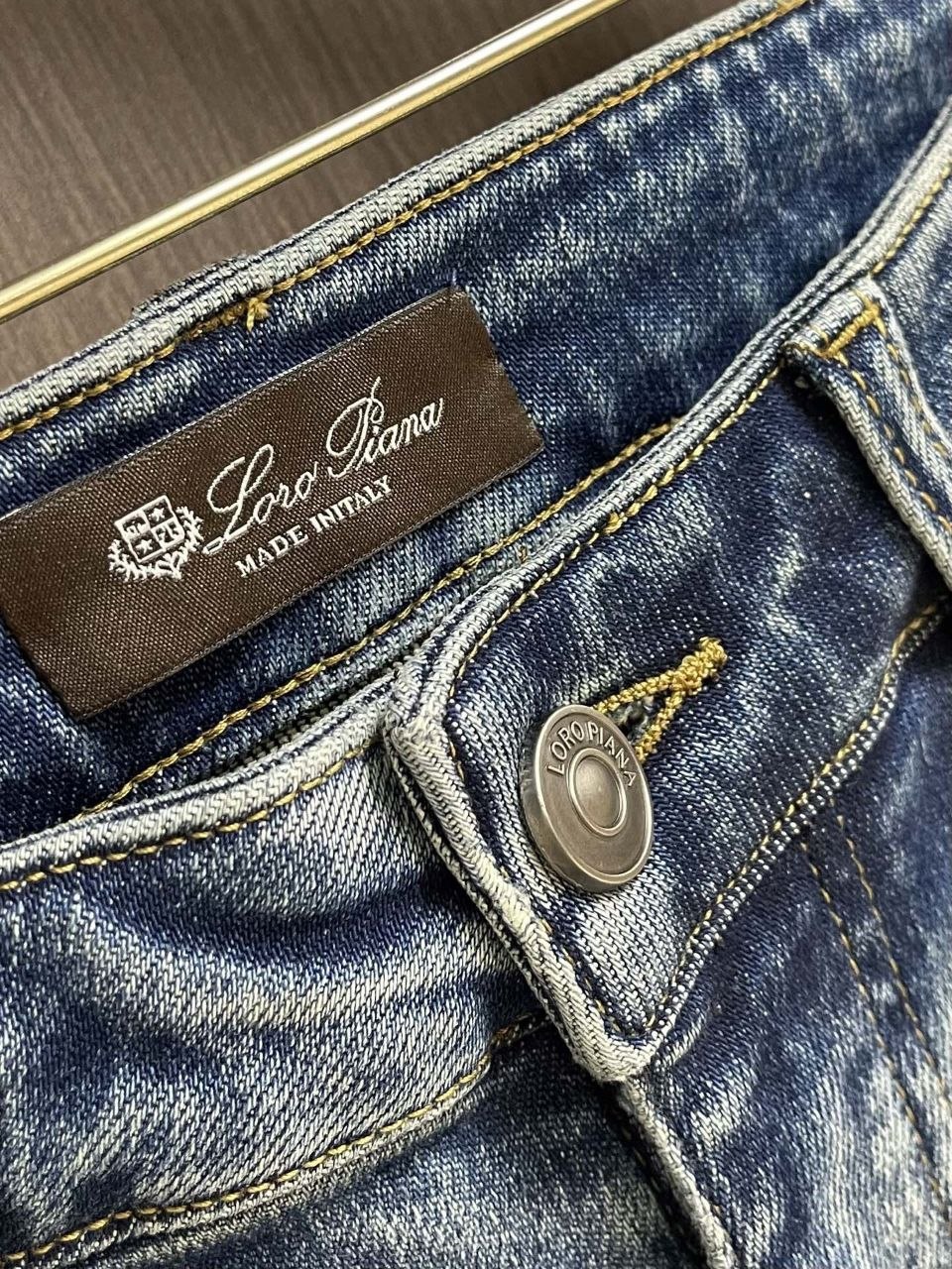 L0r0 P1ana Jeans — Tan