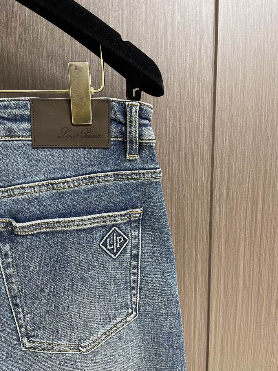 L0r0 P1ana Jeans — Tan image 9
