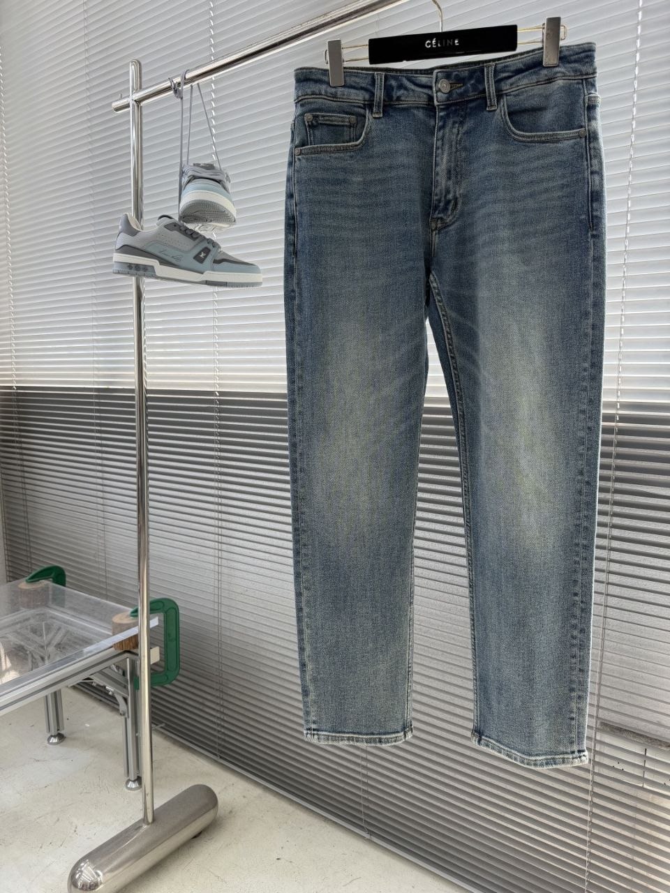 L0r0 P1ana Jeans — Grey Wash image 5