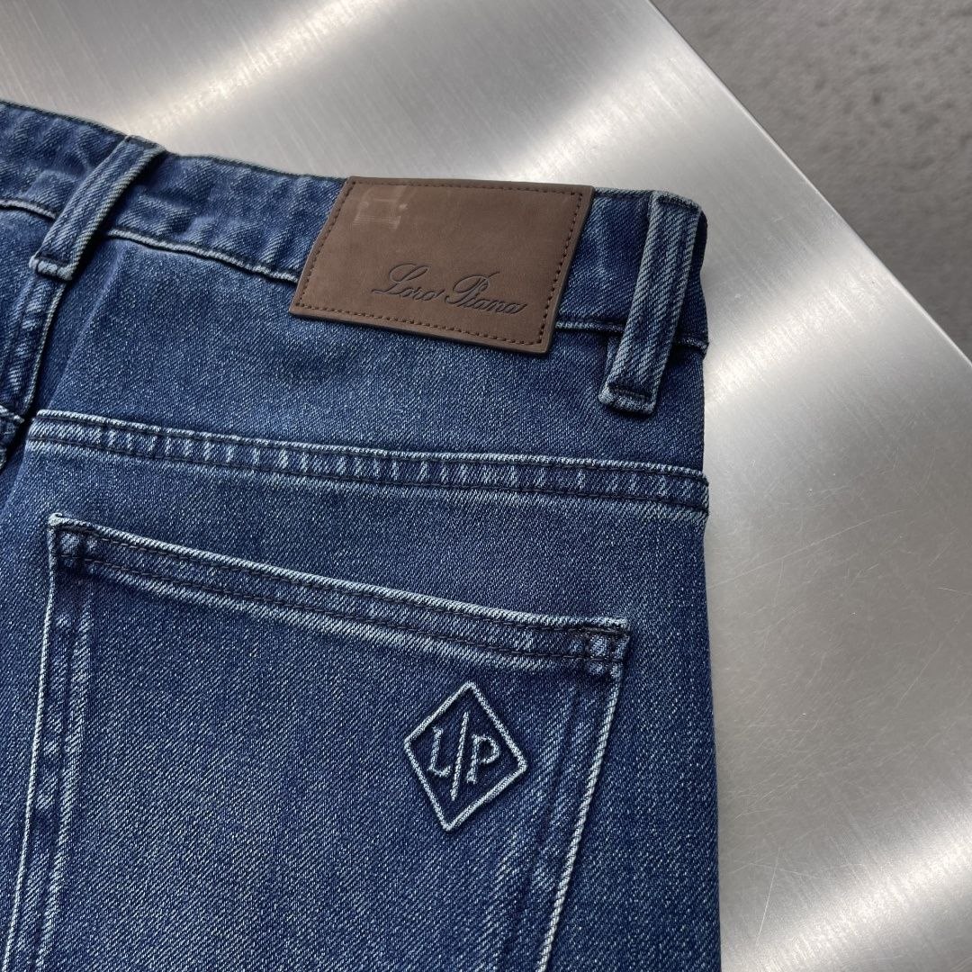 L0r0 P1ana Jeans — Indigo image 4