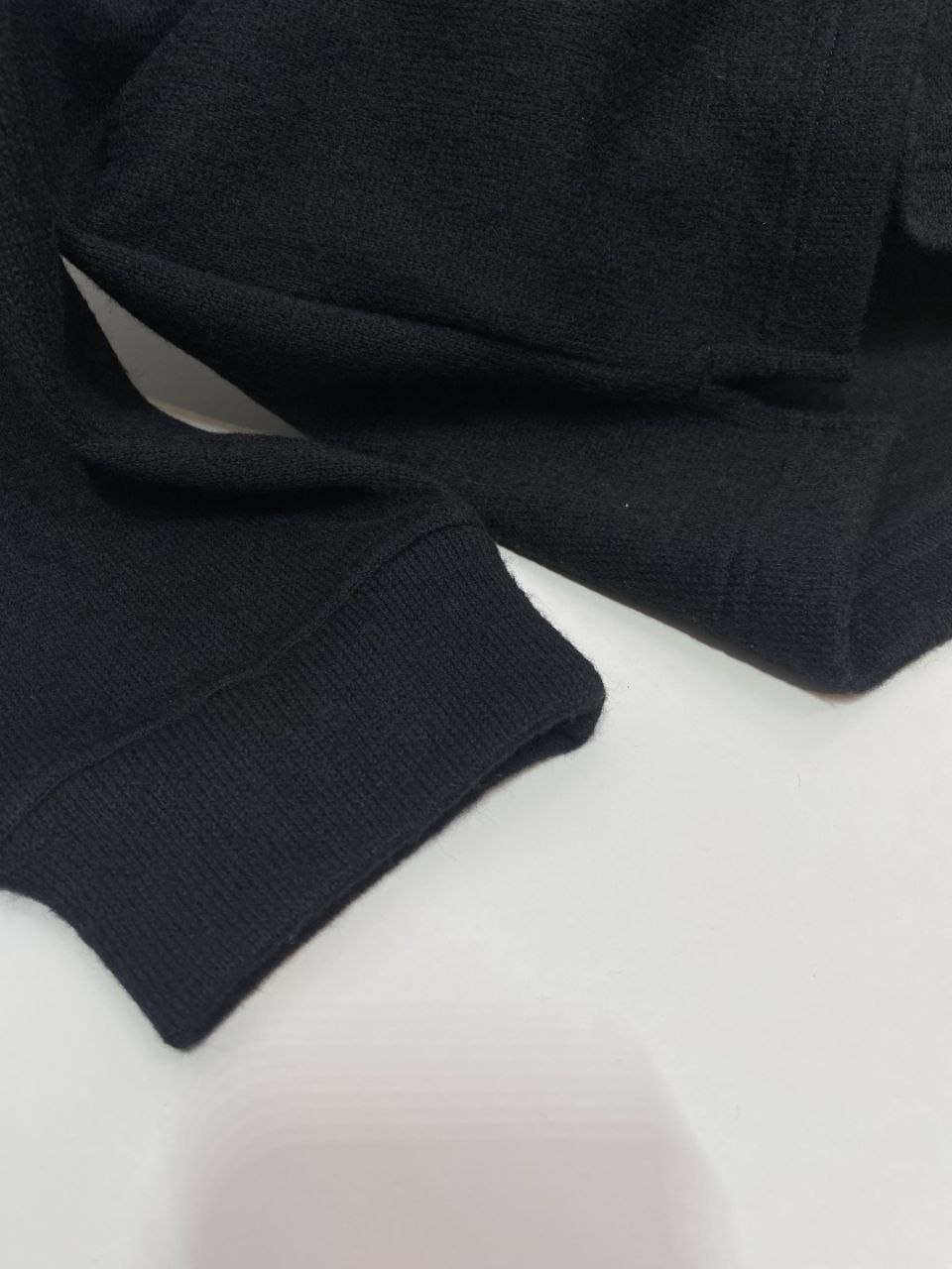 D1or Collar Knit Long-Sleeve — Black-Grey image 8
