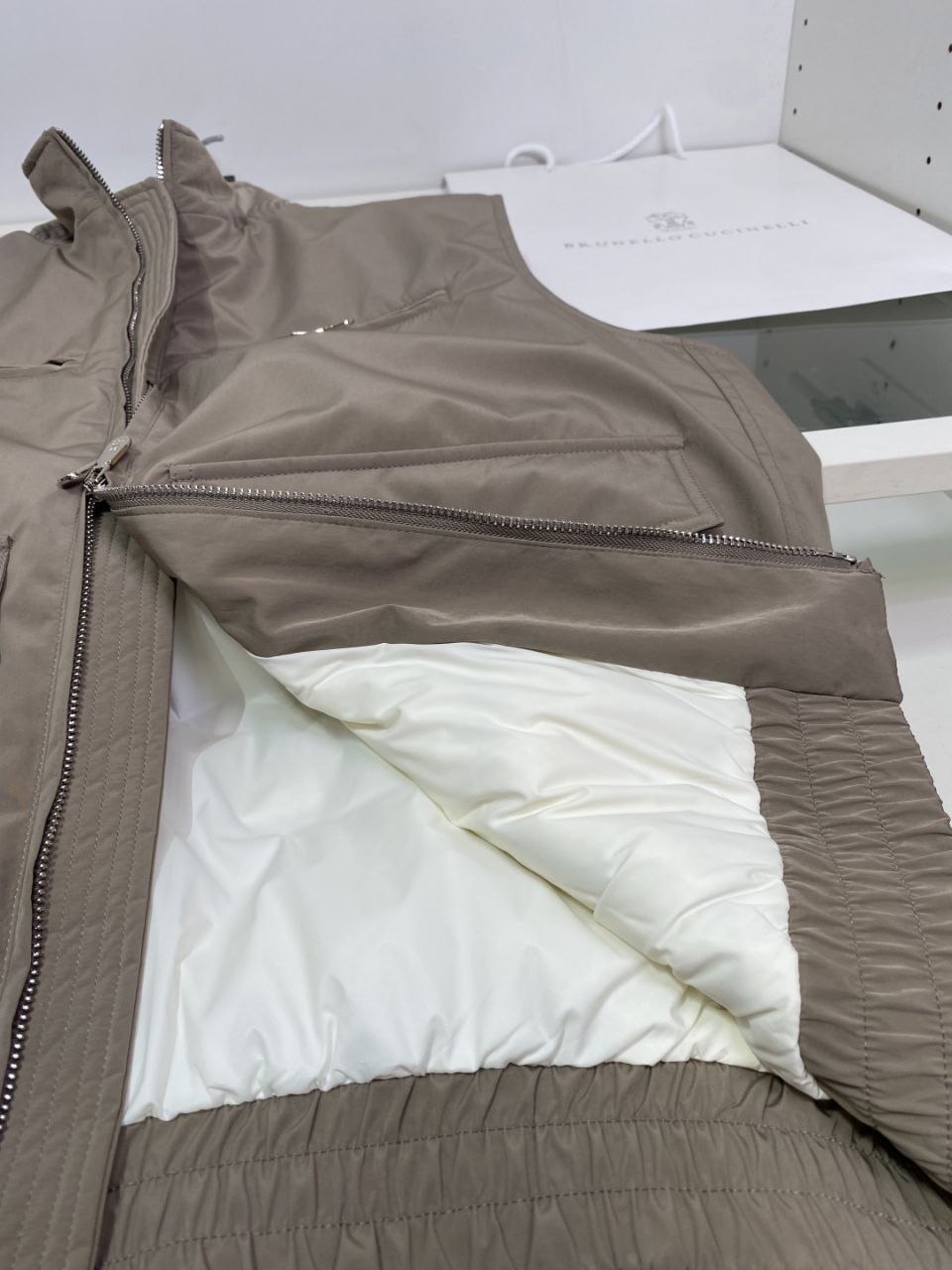 Brun3llo Cuc1nelli Down Vest — Off-White-Khaki image 3