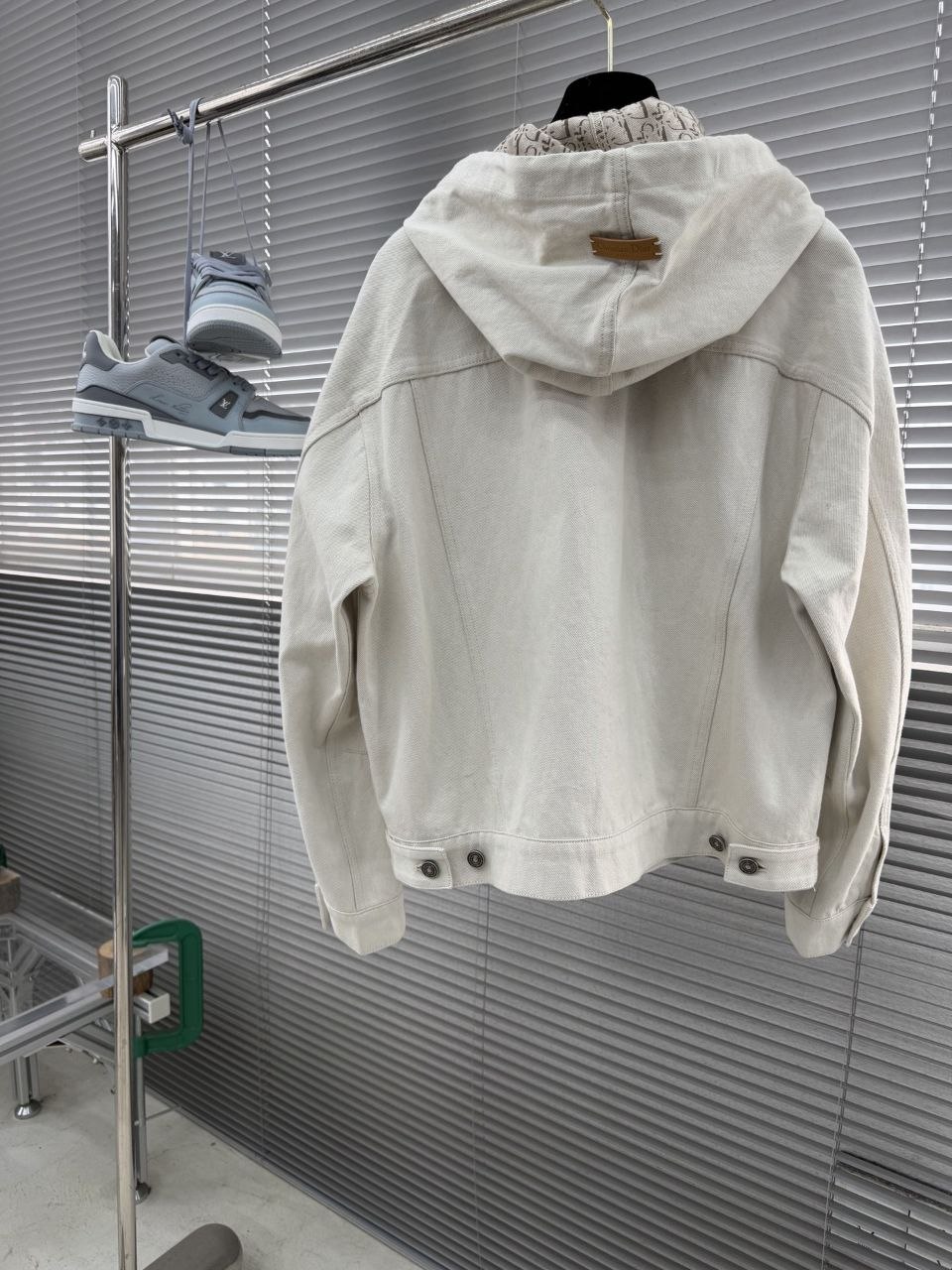 D1or Off-White Hooded Denim Jacket — S-M-L image 2