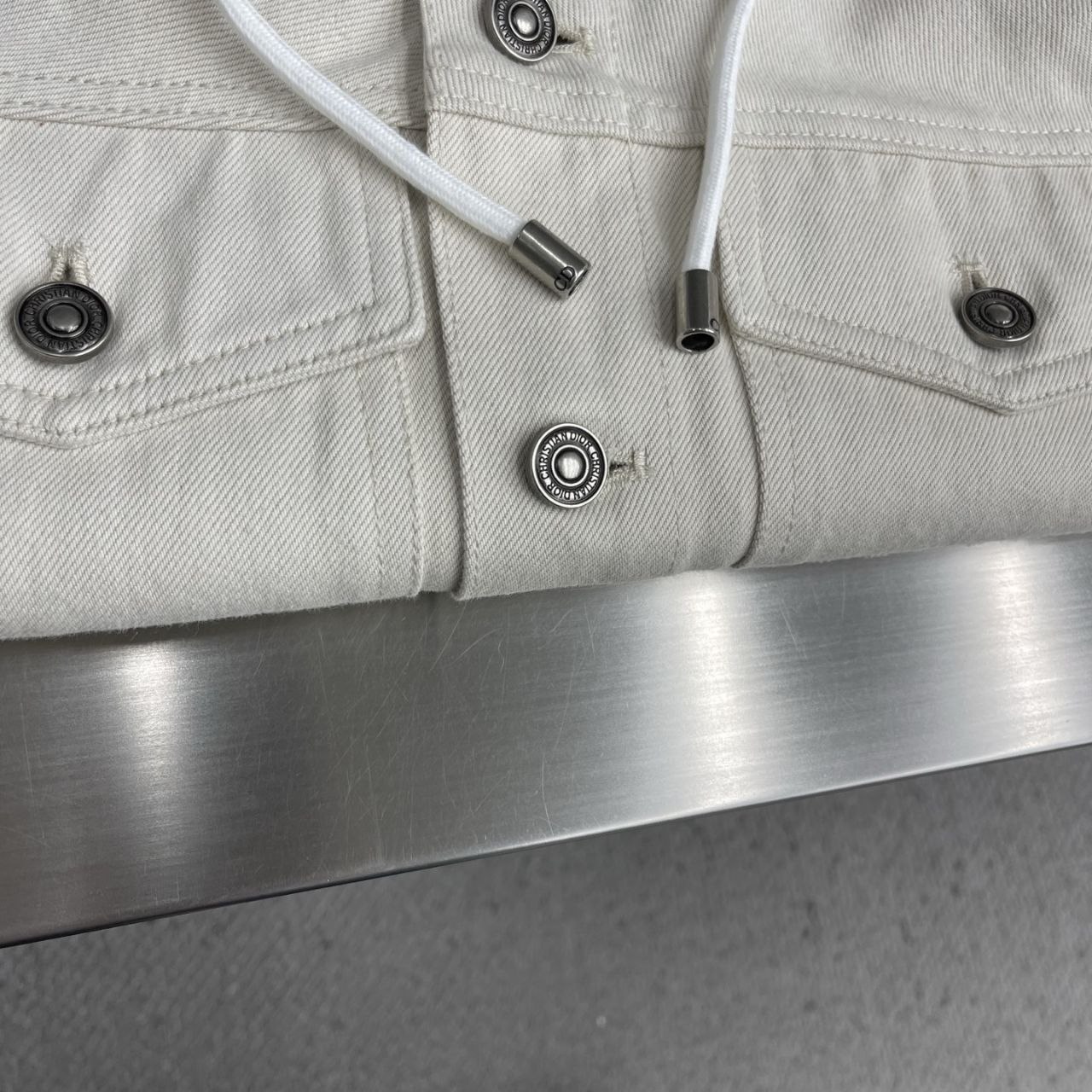 D1or Off-White Hooded Denim Jacket — S-M-L image 6