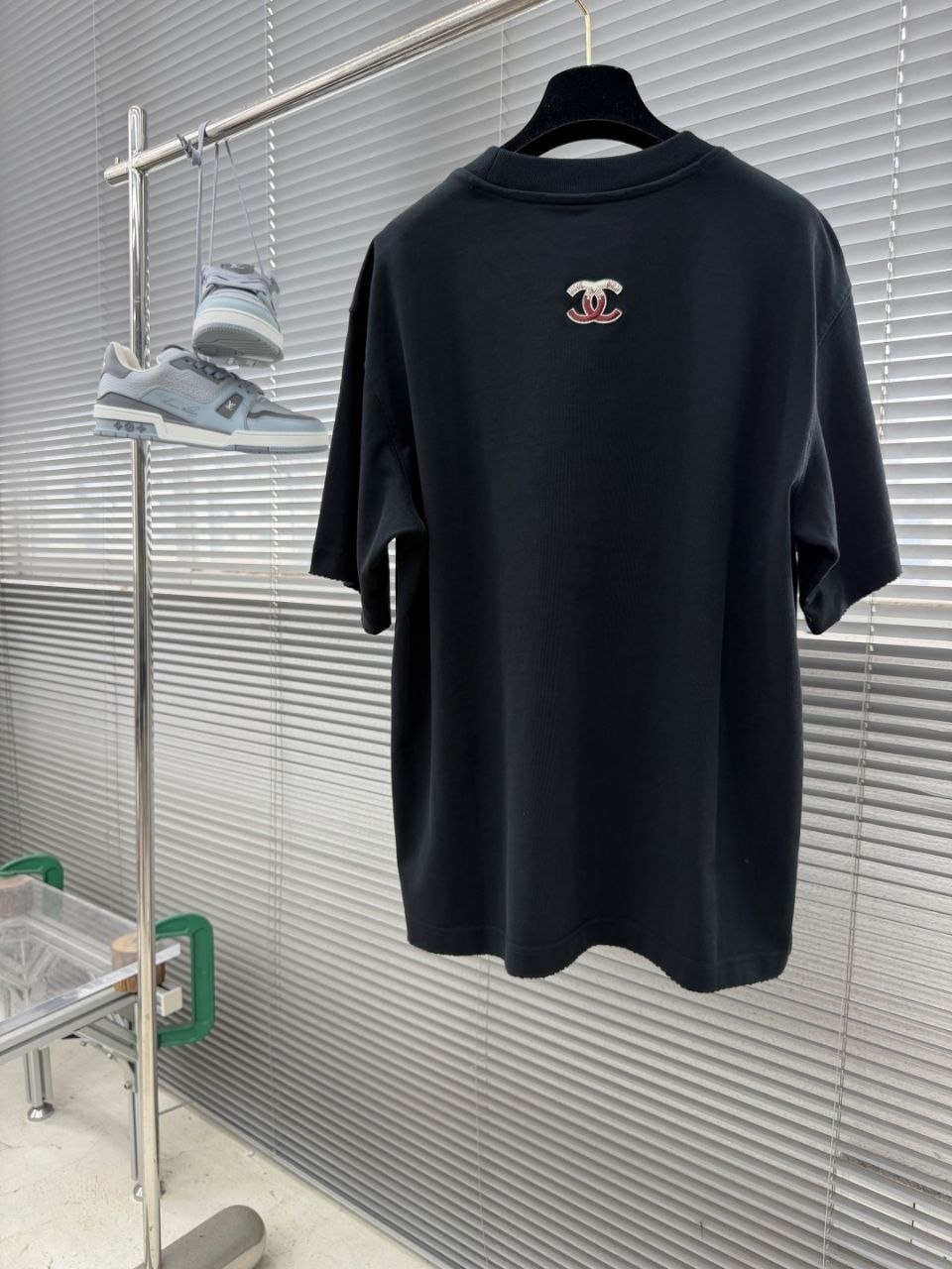 Ch@nel Appliqué-Logo Crewneck Tee — S-XL image 7