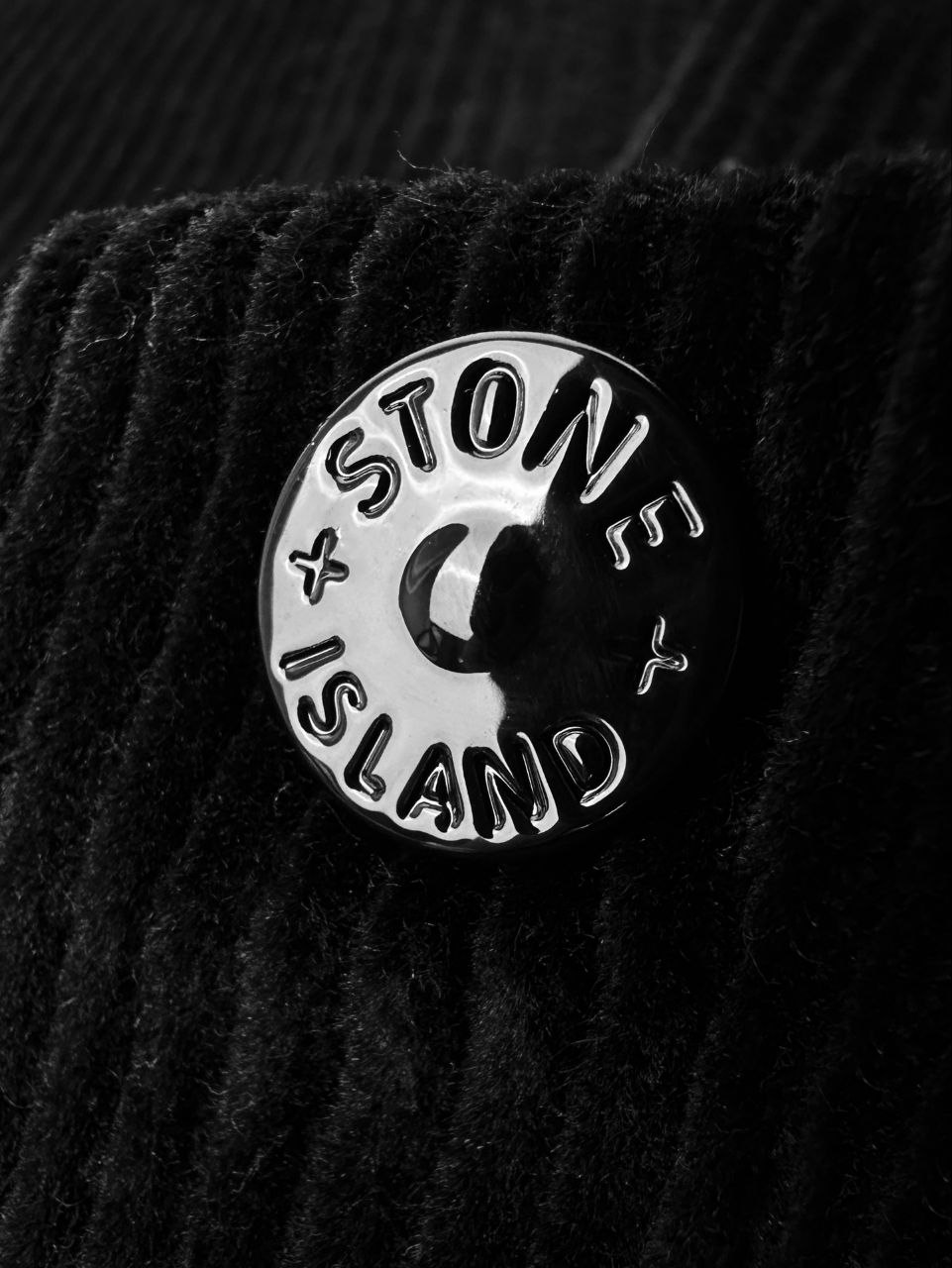 Stone 1sland Corduroy Overshirt — Black image 8