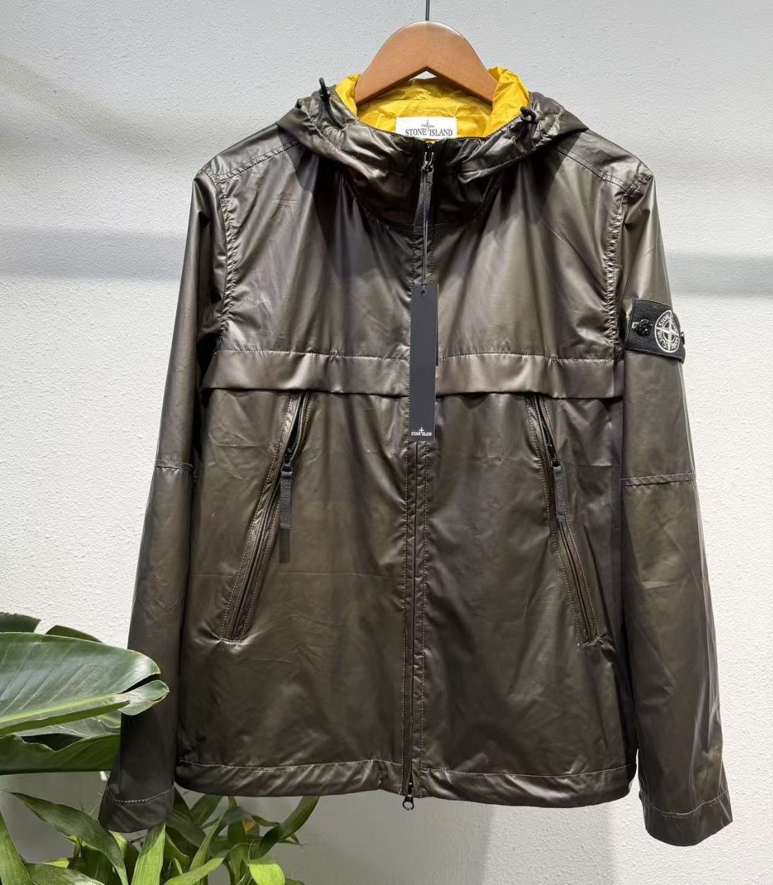 Stone 1sland Thermal-Reactive Windbreaker — Multi-Colour image 2