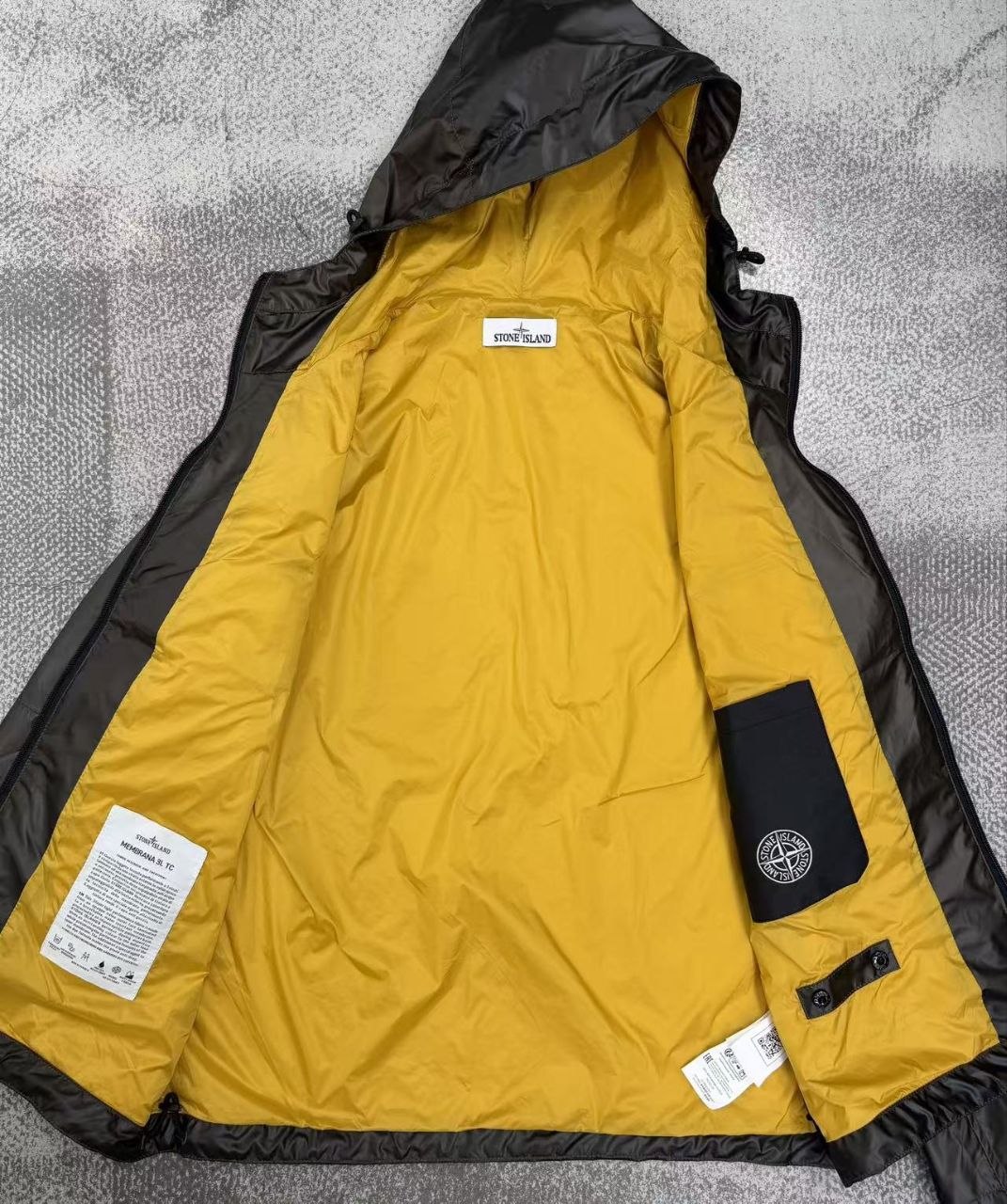 Stone 1sland Thermal-Reactive Windbreaker — Multi-Colour image 9