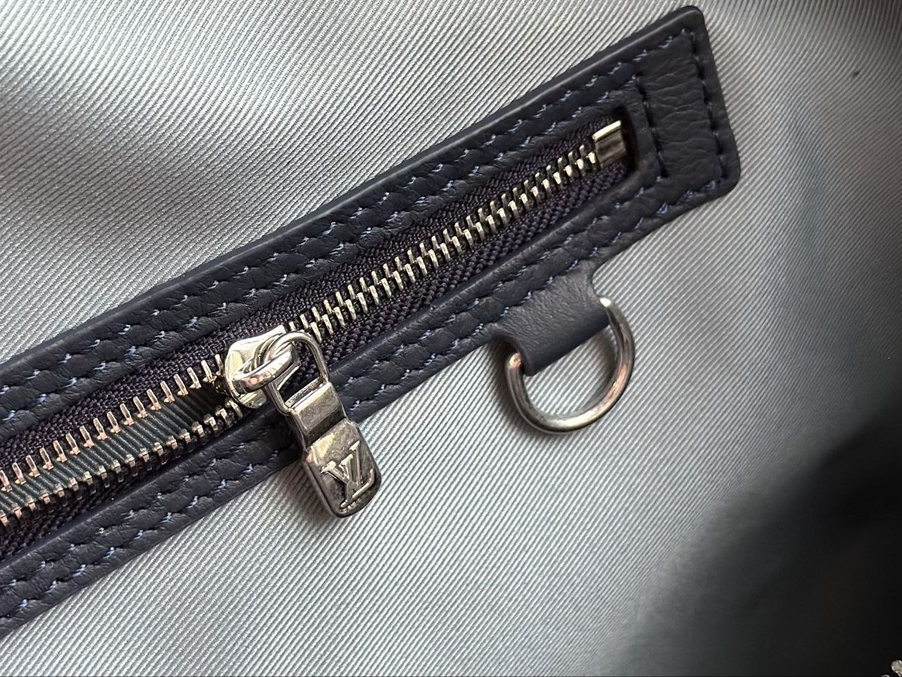 1V Keepall Bandoulière 50 — Blue image 9