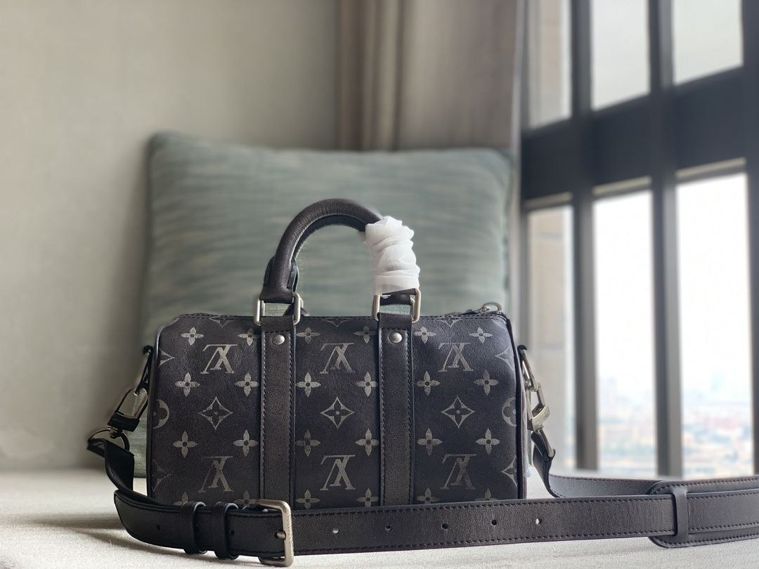 1V Keepall Bandoulière 25 — Black