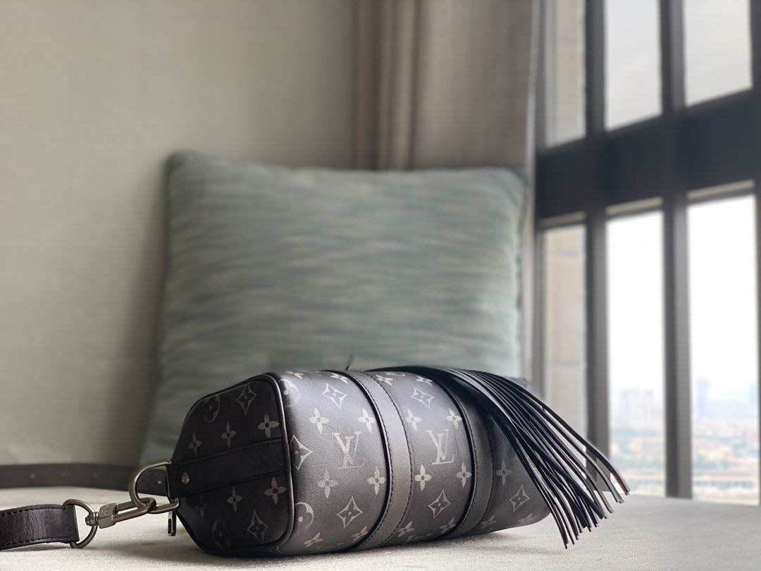 1V Keepall Bandoulière 25 — Black image 2