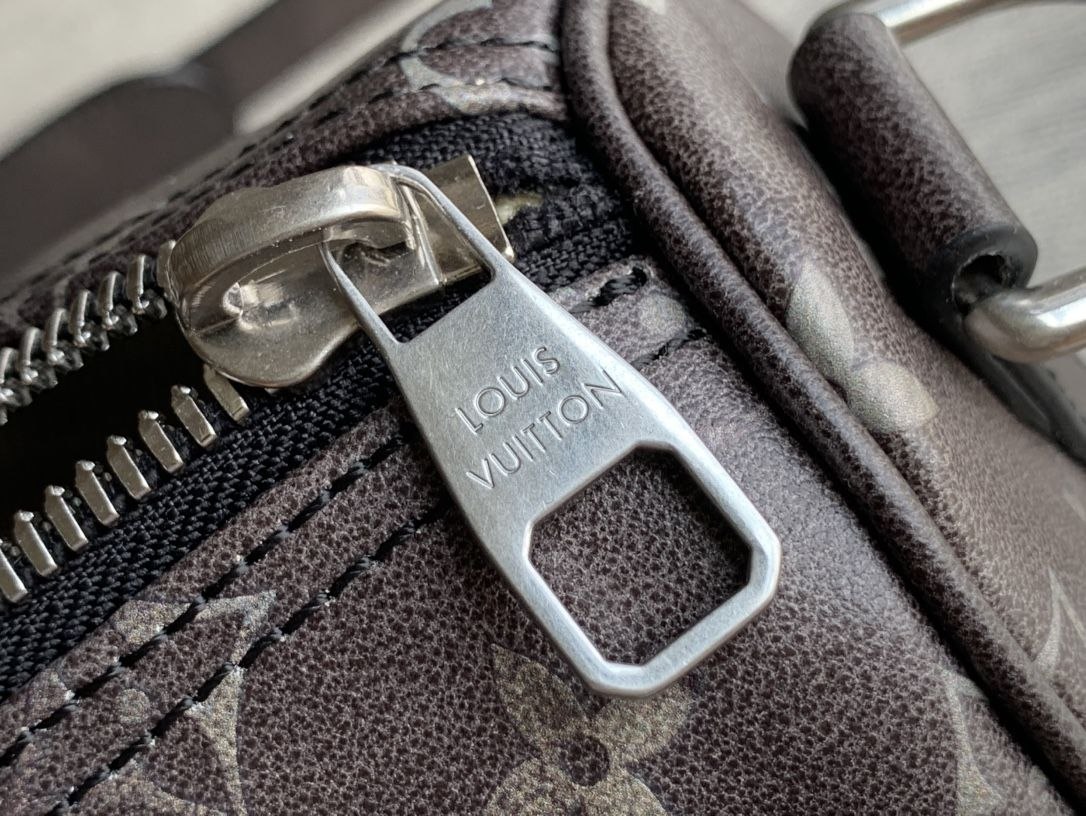 1V Keepall Bandoulière 25 — Black image 5