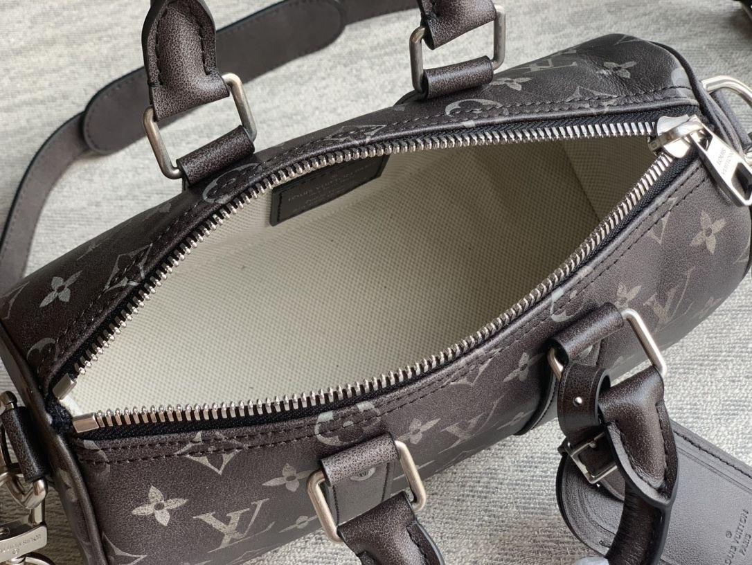 1V Keepall Bandoulière 25 — Black image 6