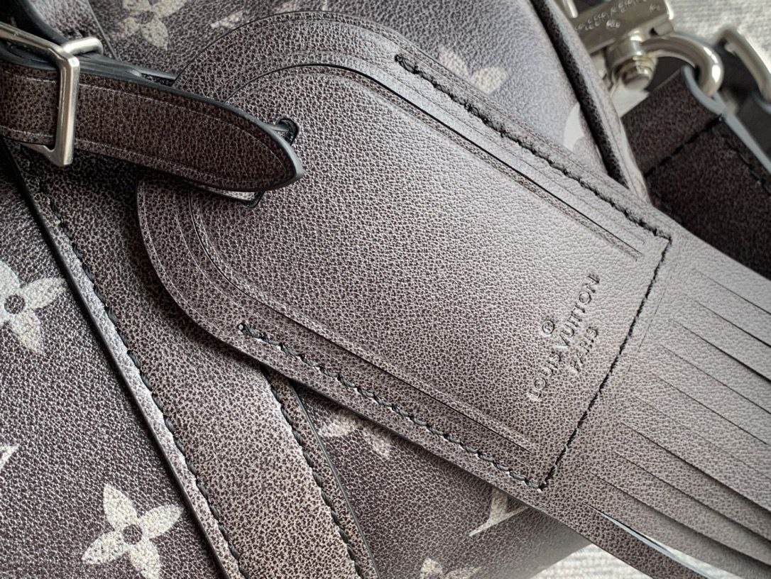 1V Keepall Bandoulière 25 — Black image 9