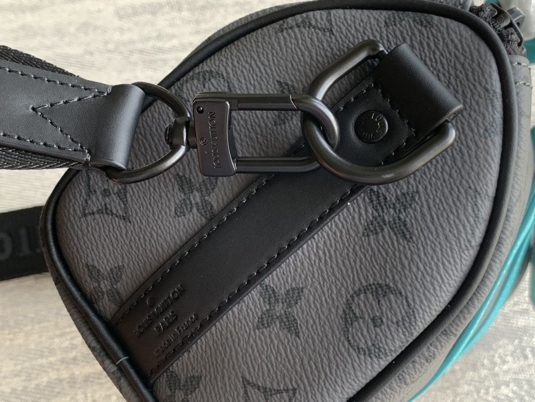 1V Keepall Bandoulière 25 — Silver-Light Blue image 6