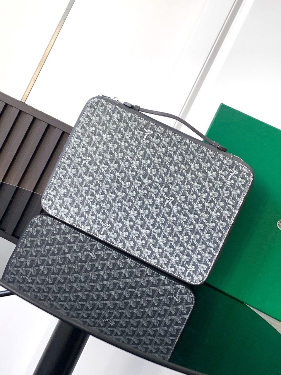 COMPAGNON A4 — 5 Colourways